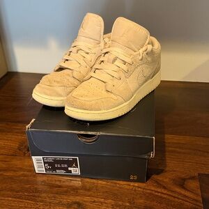 Nike Air Jordan 1 Low SE Craft (GS)